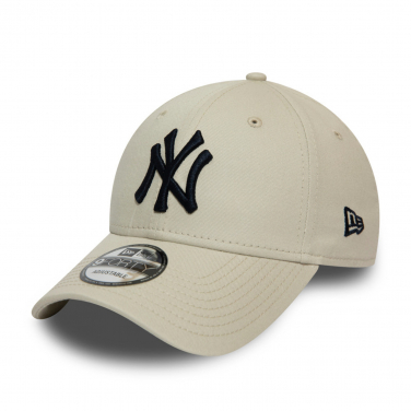 New York Yankee's 9 Forty Cap